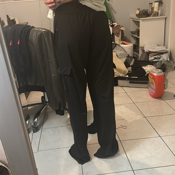 Rae Mode Cargo Sweats - Picture 3 of 3